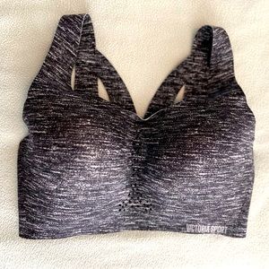 Victoria's Secret- Sport Bra